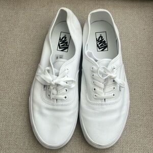 Vans Classic Authentic sneakers in triple white